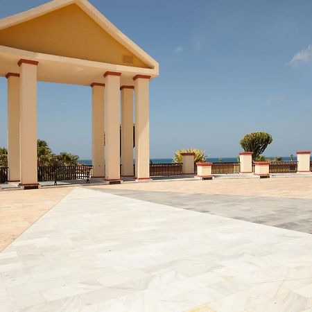 Romana Playa Studio Elviria Marbella Exterior photo
