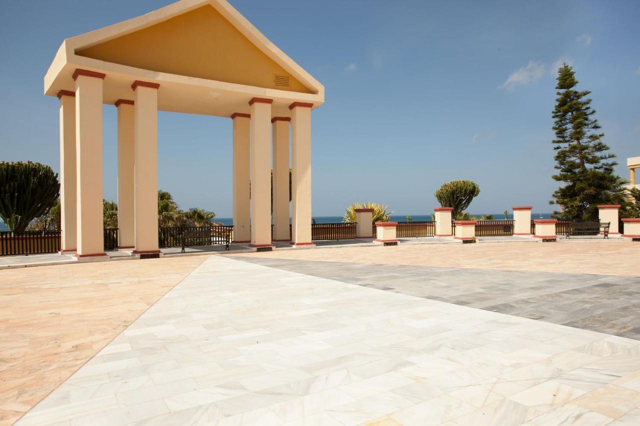 Romana Playa Studio Elviria Marbella Exterior photo