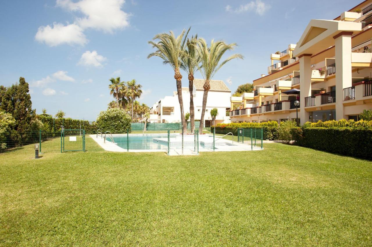 Romana Playa Studio Elviria Marbella Exterior photo