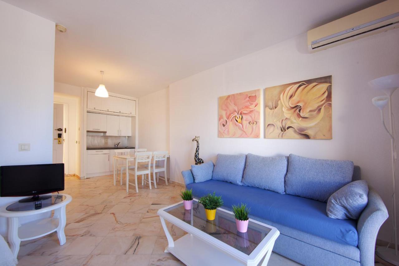 Romana Playa Studio Elviria Marbella Exterior photo